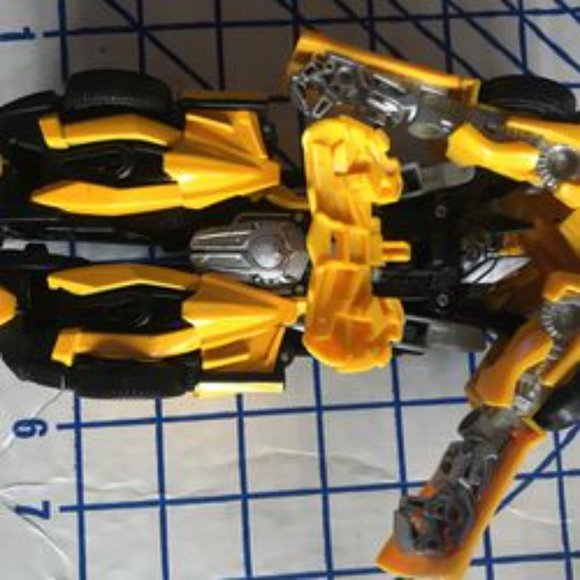 Transformers Transformers Last Knight Armor C1319 Turbo Changer Bumblebee! From - Picture 6 of 6